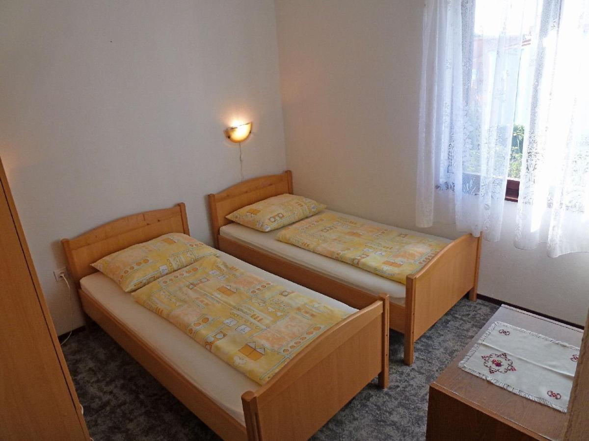 Apartment Milica Нивице Экстерьер фото